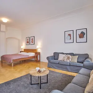 Charles Bridge Aparthotel