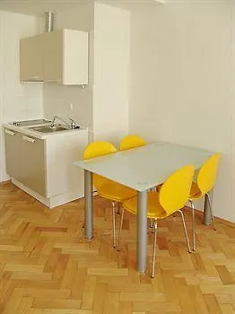 Residence Vocelova Prag